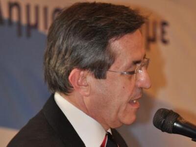 Νίκος Νικολόπουλος: "Κόκκινη κάρτα&...