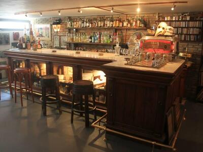 ΑΤΕΛΕΙΩΤΑ ΜΠΟΥΚΑΛΙΑ ΜΕ ΥΠΟΓΡΑΦΗ