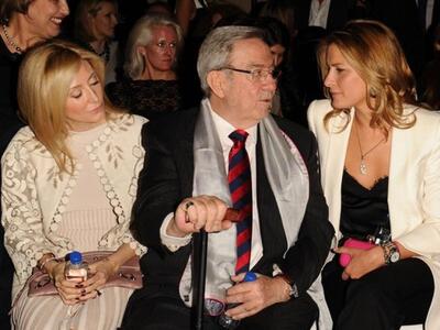 Ο τέως, το μπαστούνι και τα cupcakes της...