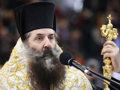 Μητροπολίτης Πειραιά: Μας χάκεψαν το sit...