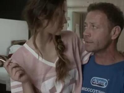 Συνεχίζει την αποχή από το σεξ ο μεγαλύτ...