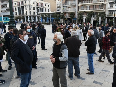 Ο δήμαρχος Πατρέων στη συγκέντρωση των εμπόρων 