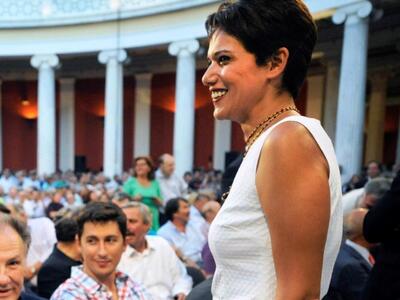 Αφροδίτη Αλ Σάλεχ: Κάντε κάτι με τον Άδω...