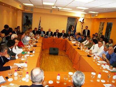 Καλάβρυτα: 6,5 ώρες... δημοσίων σχέσεων ...