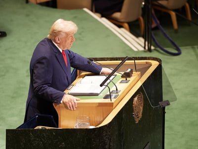 Ντ. Τραμπ: Aνακοίνωσε επιπρόσθετους δασμ...