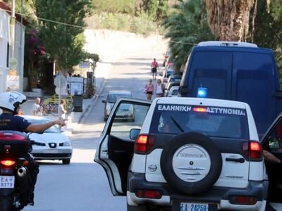 Πάτρα: 15χρονοι έσπασαν αυτοκίνητο για ν...