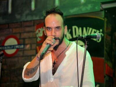 Πρεμιέρα για το «Αυστηρώς Ακατάληπτο» - Δείτε φωτό