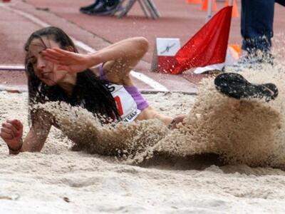 Στίβος: Η Αλεξούλη πρώτη στο μήκος στην Σαμπαντέλ 