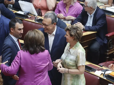 ΣΥΡΙΖΑ - Νέα Αριστερά: Κοινό αίτημα προα...
