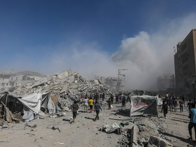 Το Ισραήλ συνεχίζει τους εντατικούς βομβ...