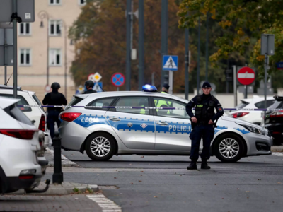 Πολωνία: Αυτοκίνητο παρέσυρε 17 ανθρώπου...