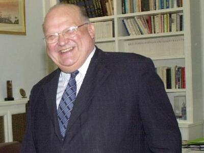 Πέθανε ο πρώην πρωθυπουργός του Βελγίου,...