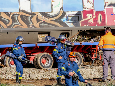 Σύγκρουση τρένων στα Τέμπη: Απολογείται ...
