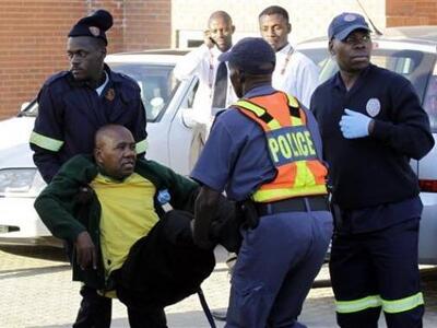 Επεισόδια σε γήπεδο της Νοτίου Αφρικής ε...