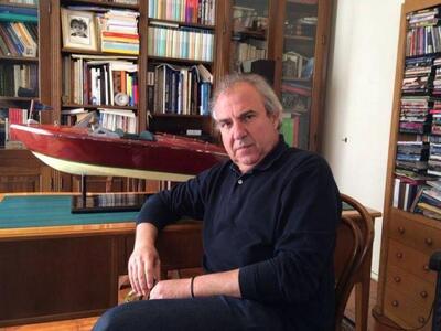 Ο Βασίλης Τσιγάρας και τα θρυλικά mahoga...