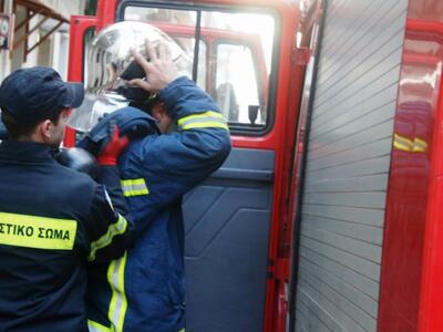 Πάτρα: Φωτιά σε καμινάδα καταστήματος, α...