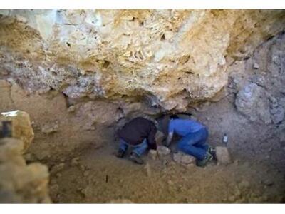 Συνέλαβαν αρχαιοκάπηλους στη Μήλο