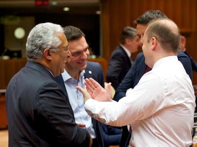 €3 δισ. για το προσφυγικό, επανεκκίνηση ...