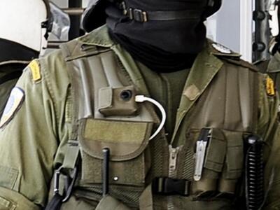 Φορτιστή και όχι κάμερα έφερε ο άνδρας τ...