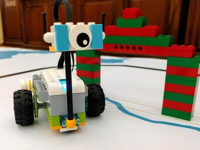 Το ρομπότ "Μέγας Αλέξανδρος" π...