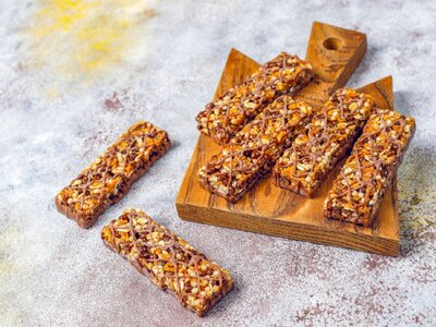 Πανεύκολη συνταγή για μπάρες πρωινού με ...