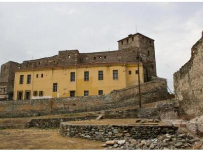 Απαγόρευσαν σε σχολείο να γιορτάσει την ...