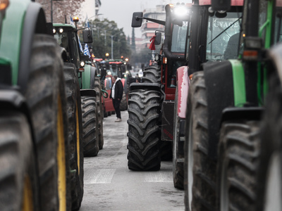 Αχαΐα: Συνεχίζονται οι κινητοποιήσεις αγ...