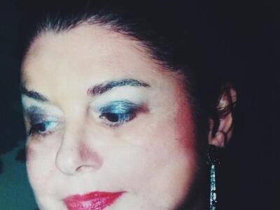 ΕΝΑ ΒΙΒΛΙΟ ΕΞΟΜΟΛΟΓΗΣΗ ΤΗΣ ΒΑΣΩΣ ΣΑΚΕΛΛΑ...