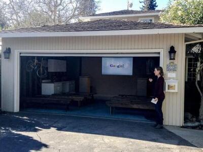 Σε αυτό το γκαράζ γεννήθηκε η Google. Στ...