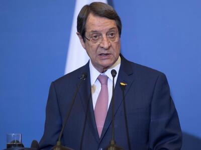 Ν. Αναστασιάδης: Για την κατάρρευση των ...