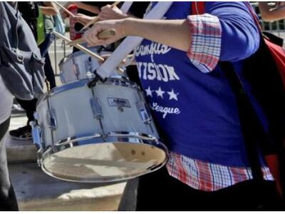 Μαθητές και γονείς των Μουσικών σχολείων...