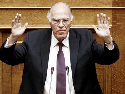 Απειλεί με παραίτηση από βουλευτής ο Βασ...