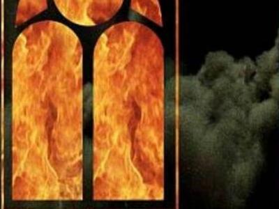 Η Εκκλησία πήρε φωτιά από τον πολυέλαιο 