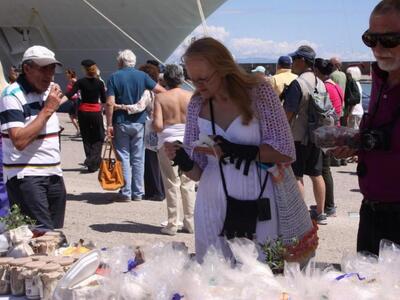 Ηλεία: Με "καλούδια" και λουλο...