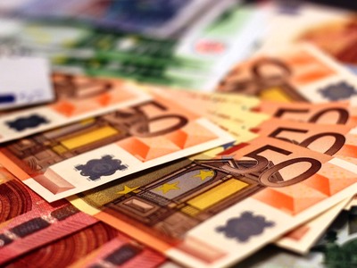 Κορωνοϊός: Αποφασίζουν επίδομα 800 ευρώ ...