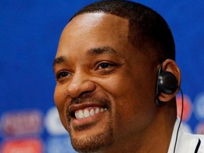 Βιβλίο ετοιμάζει ο Αμερικανός ηθοποιός κ...