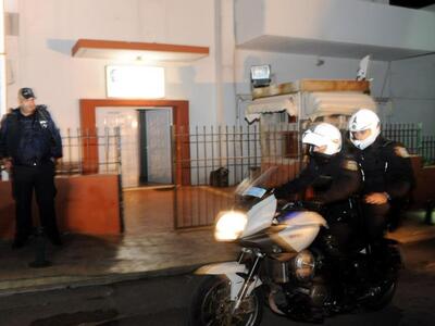 Κρήτη: Νεαροί άρπαξαν 16χρονη μέσα από τ...