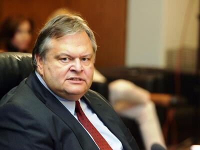 Ετοιμάζονται να ...καταπιούν δημοσίους υ...