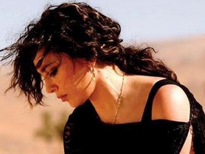 Μάϊρα Παπαθανασoπούλου: Η συγγραφέας του...