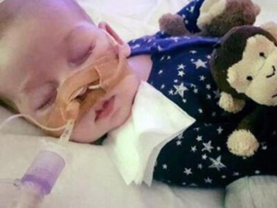 Βρετανία: Απεβίωσε ο Τσάρλι Γκαρντ, το β...