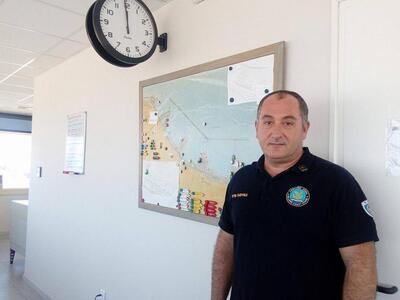 Ο Διευθυντής του Κέντρου Ελέγχου Θαλάσσι...