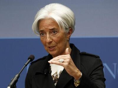 Η Κριστίν Λαγκάρντ προσφέρει συμβιβαστικ...