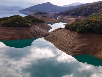 Λίμνη Κρεμαστών: Ο εντυπωσιακός υδάτινος...