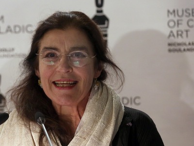 Ο Ολυμπιονίκης Αλ. Νικολαΐδης, η Λυδία Κ...