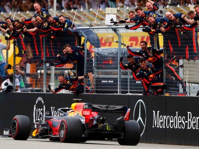 Φόρμουλα 1: Νίκη Φερστάπεν, τρομερός Φέτ...