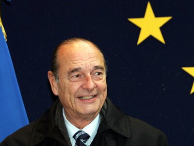 Λαϊκό προσκύνημα για τον πρώην πρόεδρο Ζ...