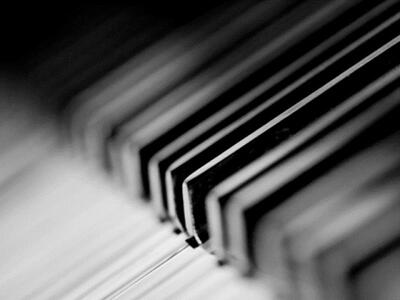 Μουσική παράσταση: «Η παράσταση δεν τελε...