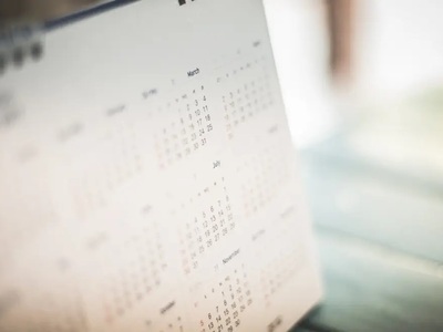 Αργίες 2025: Πότε καθόμαστε; Ποια είναι ...