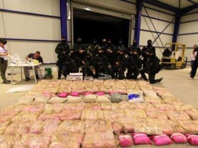 Έλληνας εφοπλιστής η πρώην σύζυγός του κ...