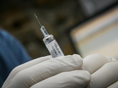 Υποχρεωτικός εμβολιασμός: Καθηγητές του ...